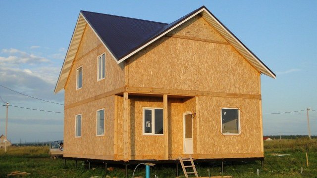 Основные преимущества и недостатки строительства домов из СИП панелей